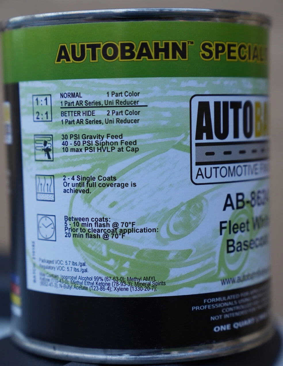Autobahn AB-8624 Fleet White Basecoat QUART! GM Code WA8624 Automotive Paint